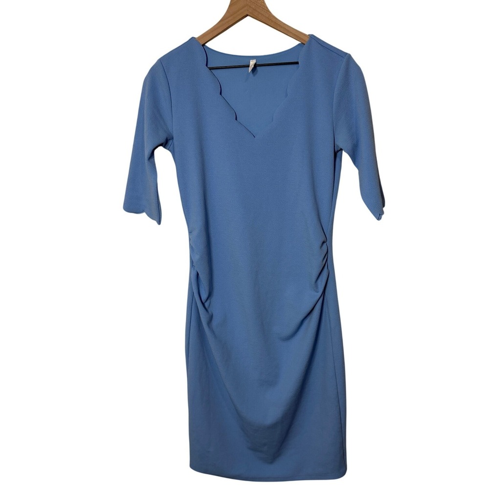 Pink Blush Scalloped Neck Ruched Sheath Dress Blue Maternity‎ Size Small Formal